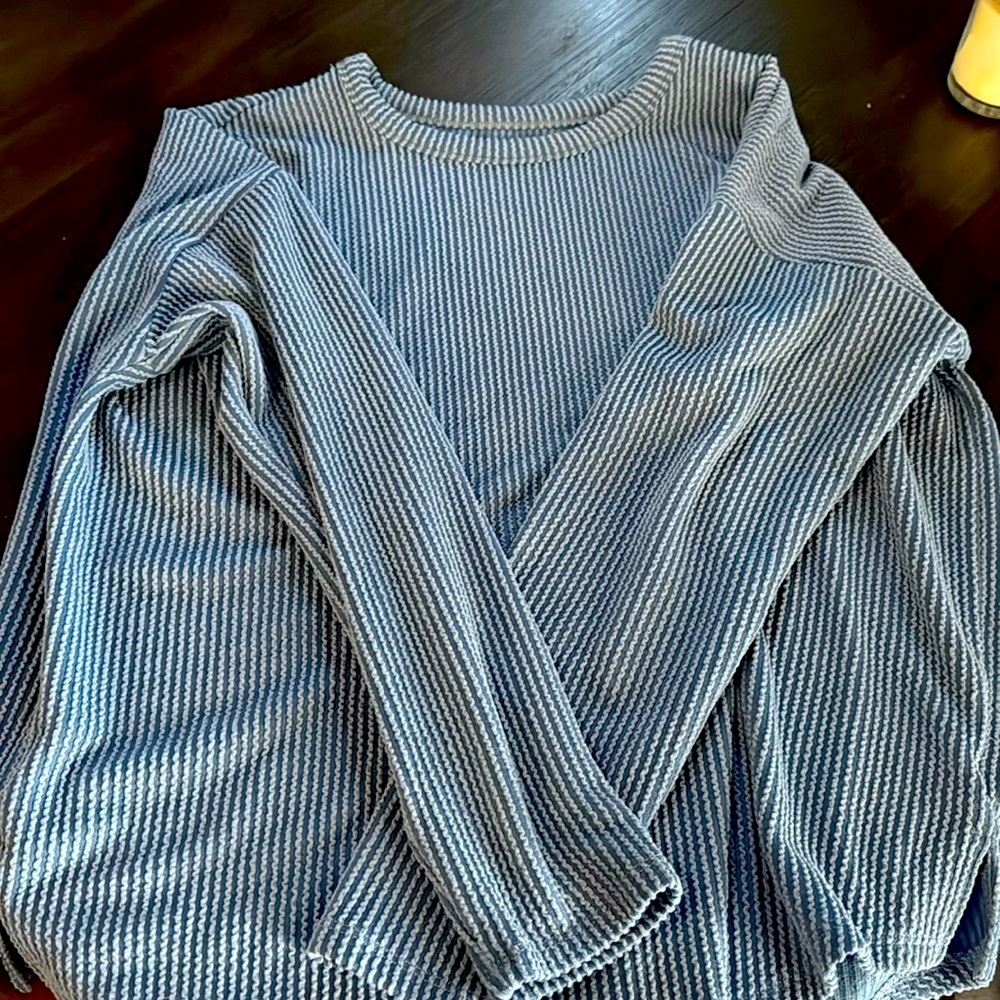 Oversized fit long sleeve